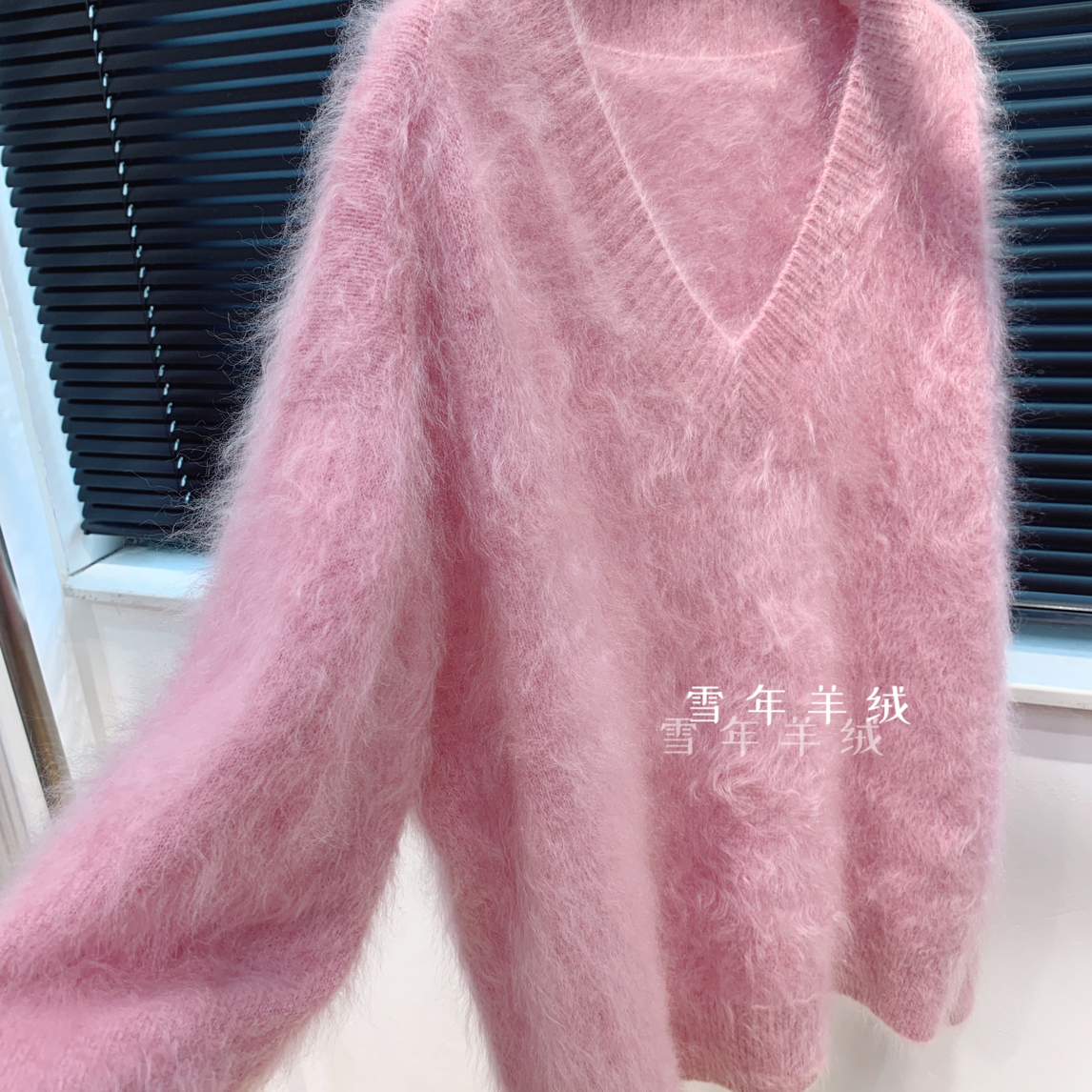 【晓雪家】水洗拉绒工艺厚款V领山羊绒衫百搭女羊绒衫