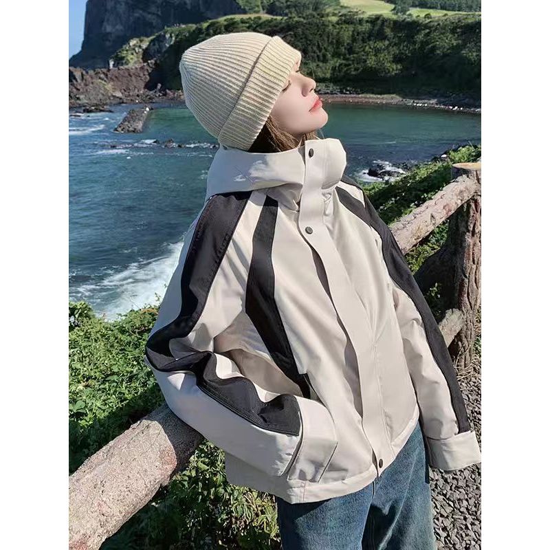 C65/JH 撞色连帽拼色羽绒加厚秋冬款女士户外冲锋衣短款外套