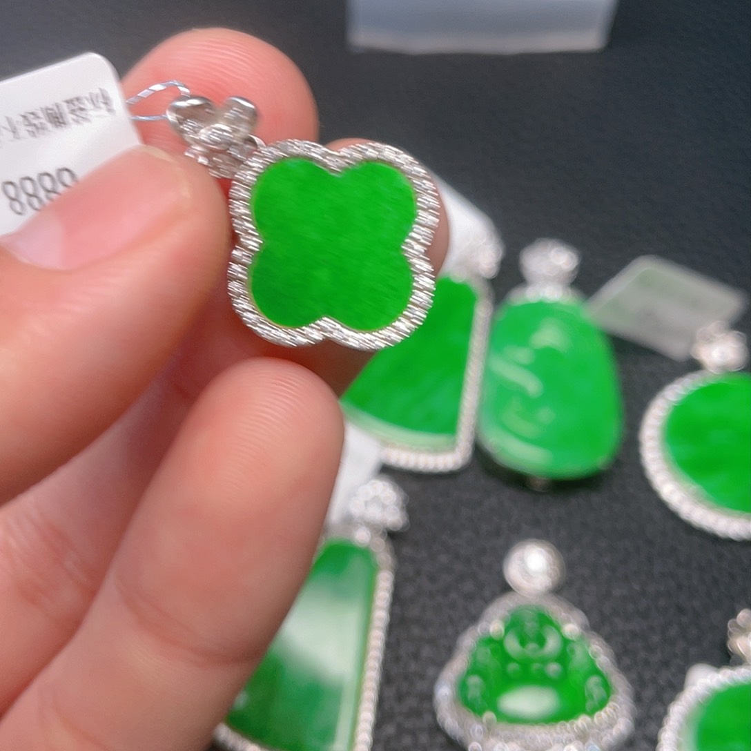 【闪购商品】翡翠吊坠(不含链)银S925镶嵌