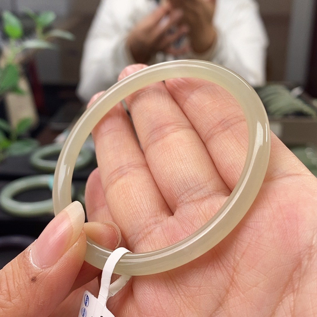 和田玉和田玉手镯54.55未镶嵌