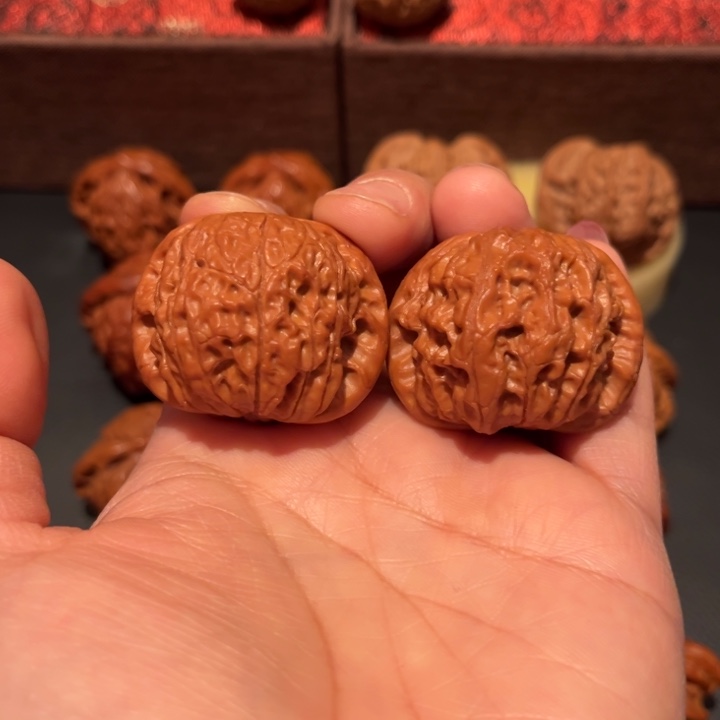 吊坠文玩核桃血麒麟