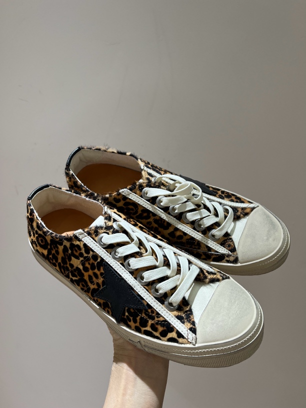 特价断码厚底休闲鞋