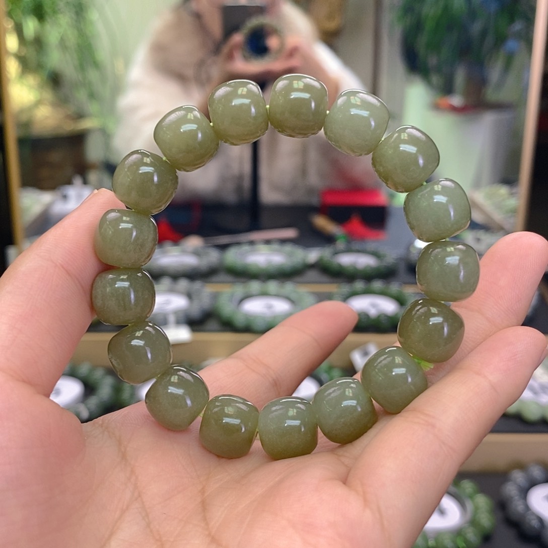 未镶嵌手串和田玉