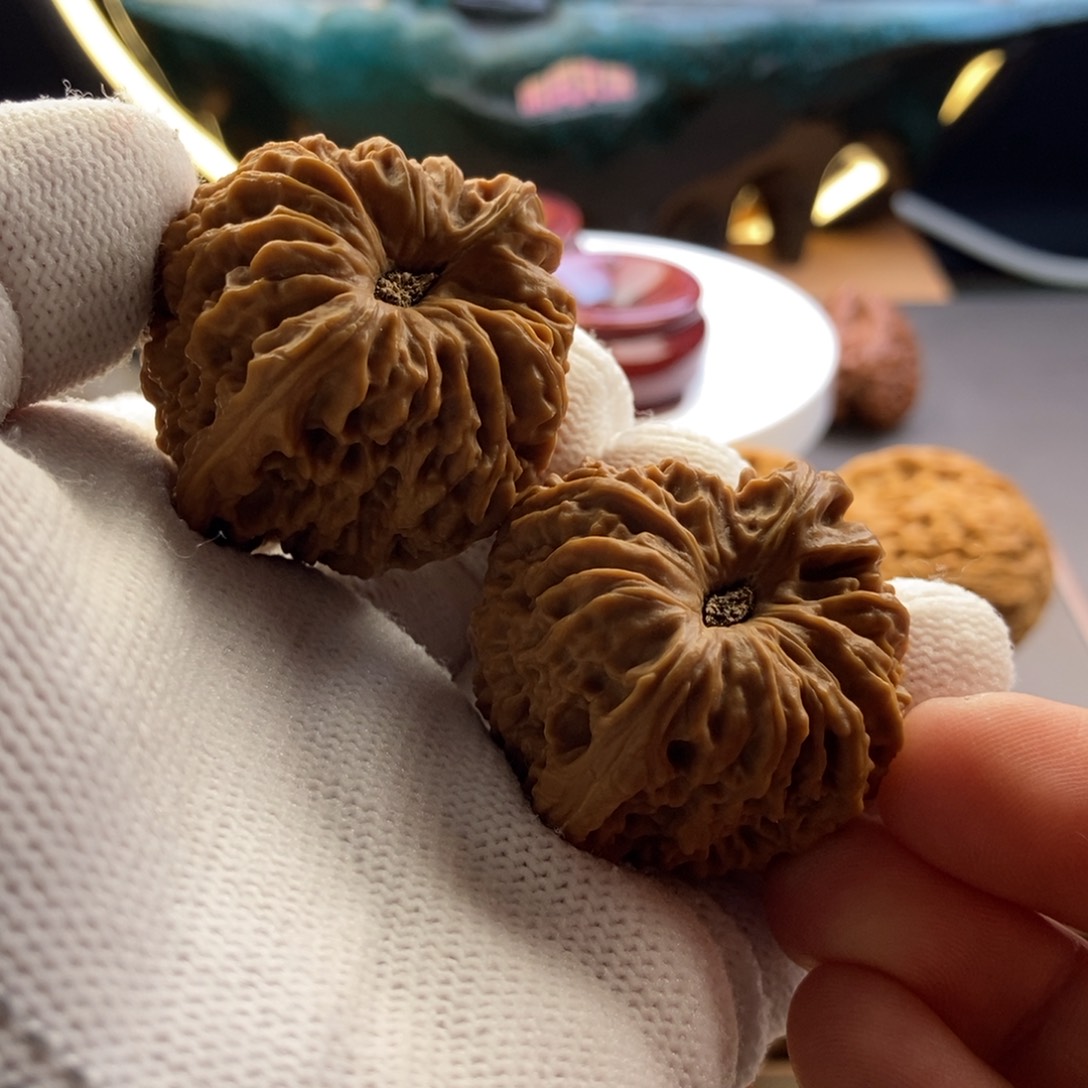 把件文玩核桃魔眼拉丝深凹38.3.