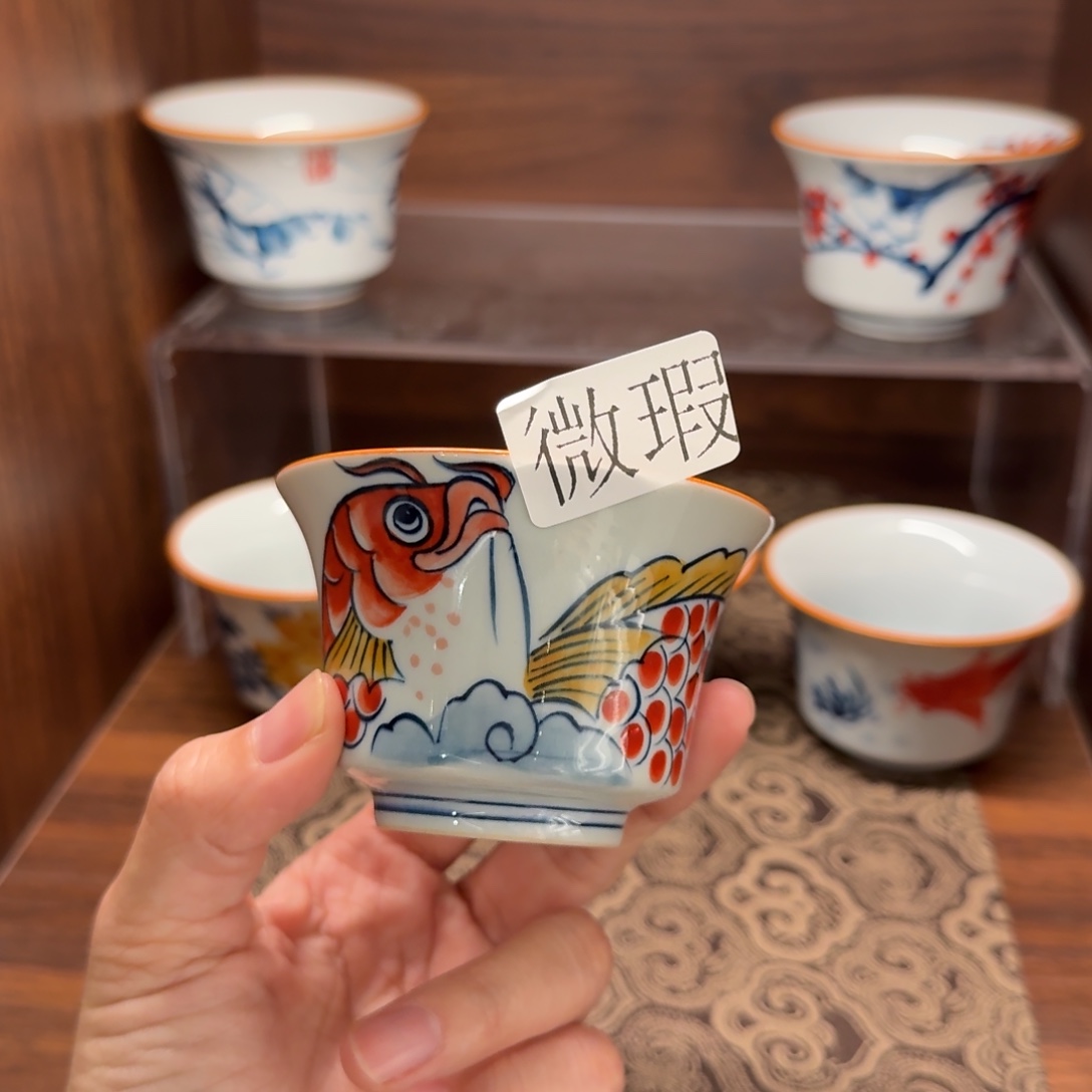 釉下手手绘茶具微瑕