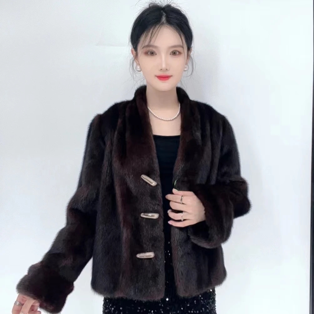 牛角扣新款冬季大衣女士气质时尚款外套