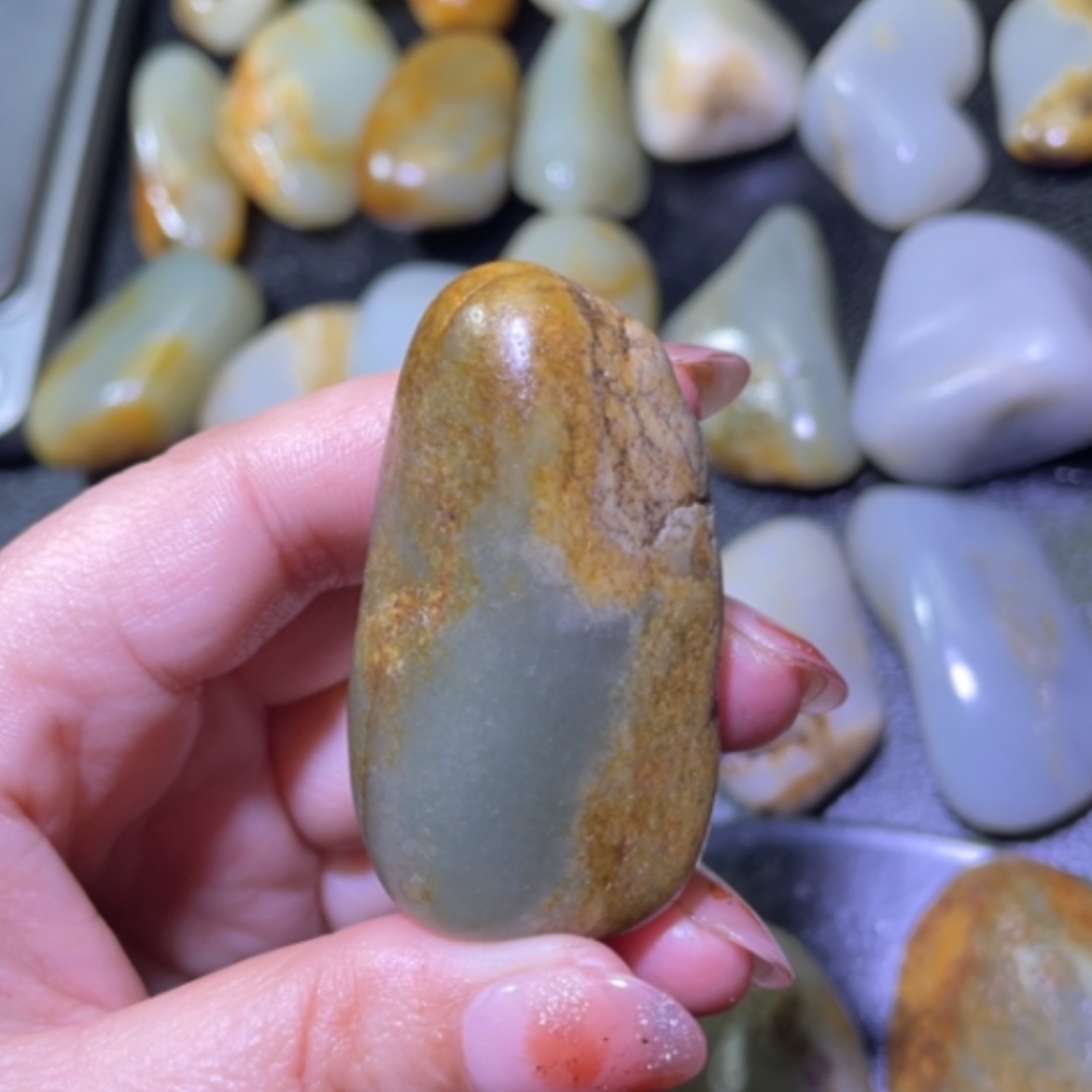 【闪购商品】颈饰未镶嵌和田玉烙*