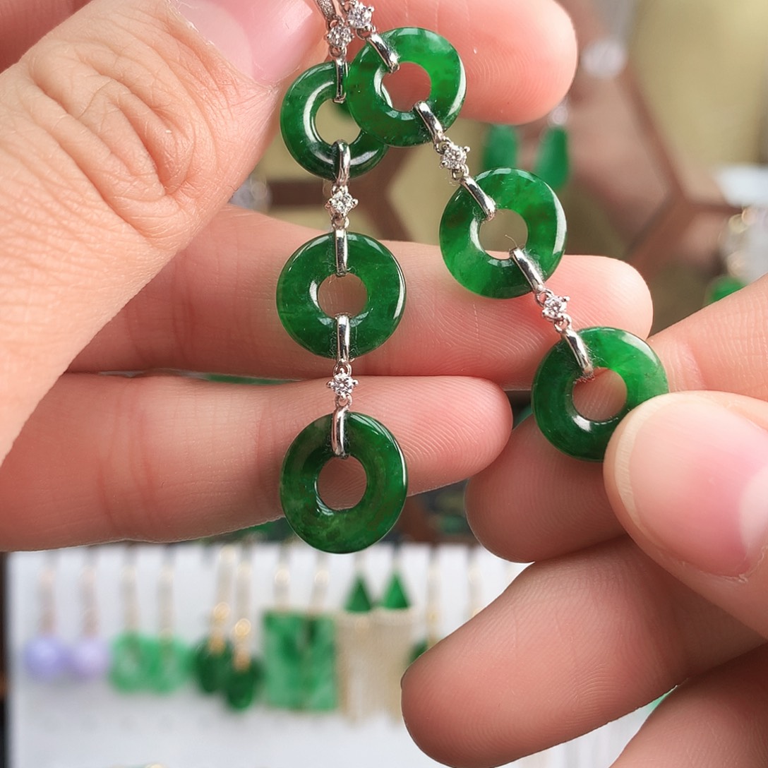 翡翠耳饰18K金镶嵌耳饰