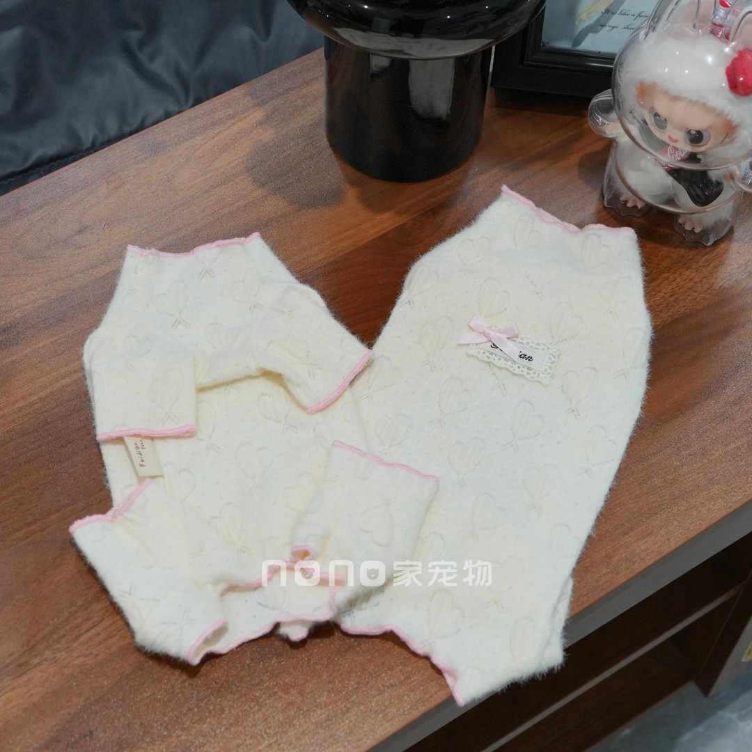 狗狗衣服秋冬新款蕾丝毛绒四脚包肚衣宠物比熊猫咪保暖护肚居家服