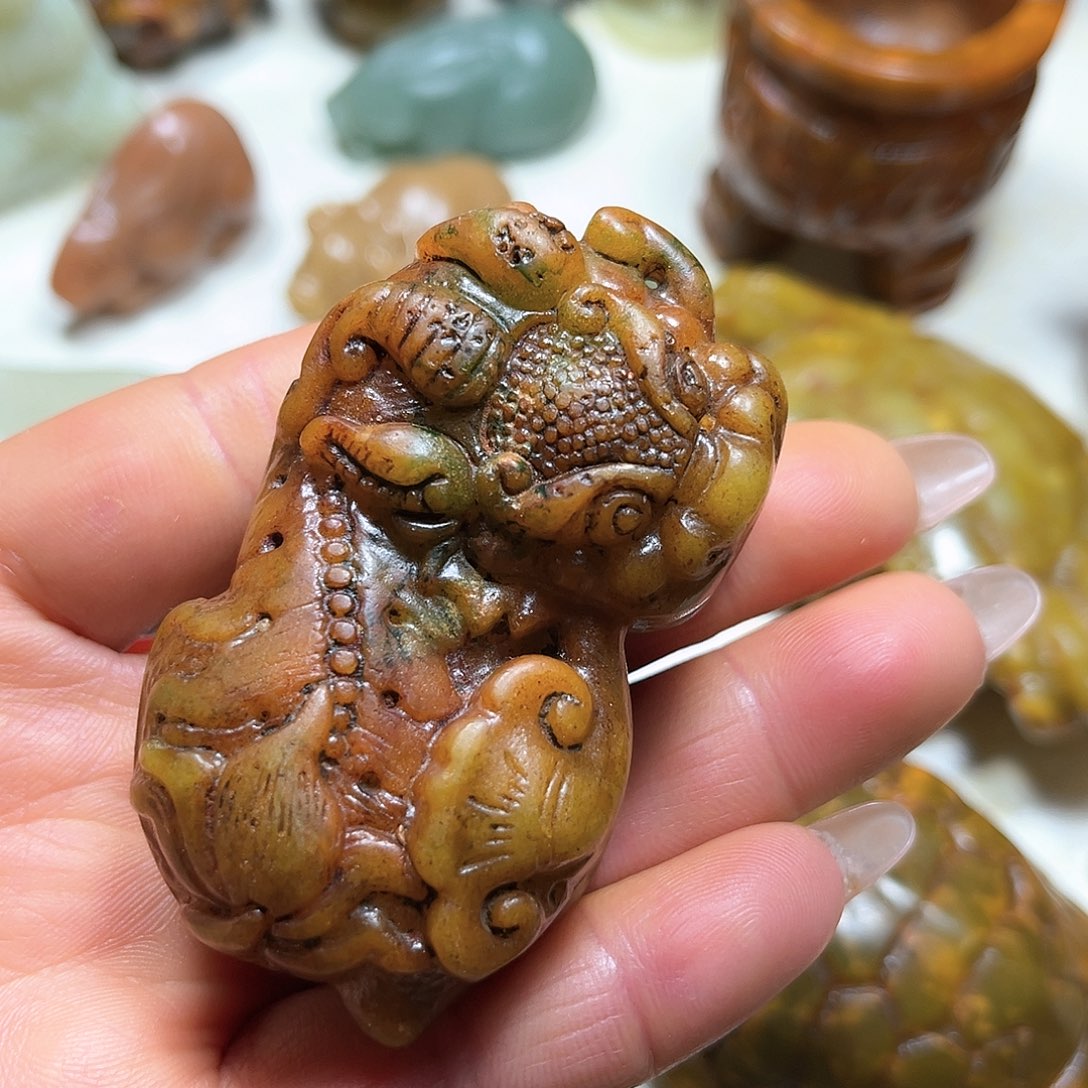 白玉菩提吊坠白玉菩提吊坠