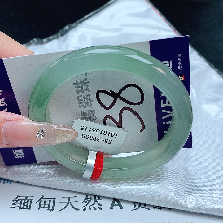 翡翠手镯未镶嵌缅甸天然a货翡翠手镯