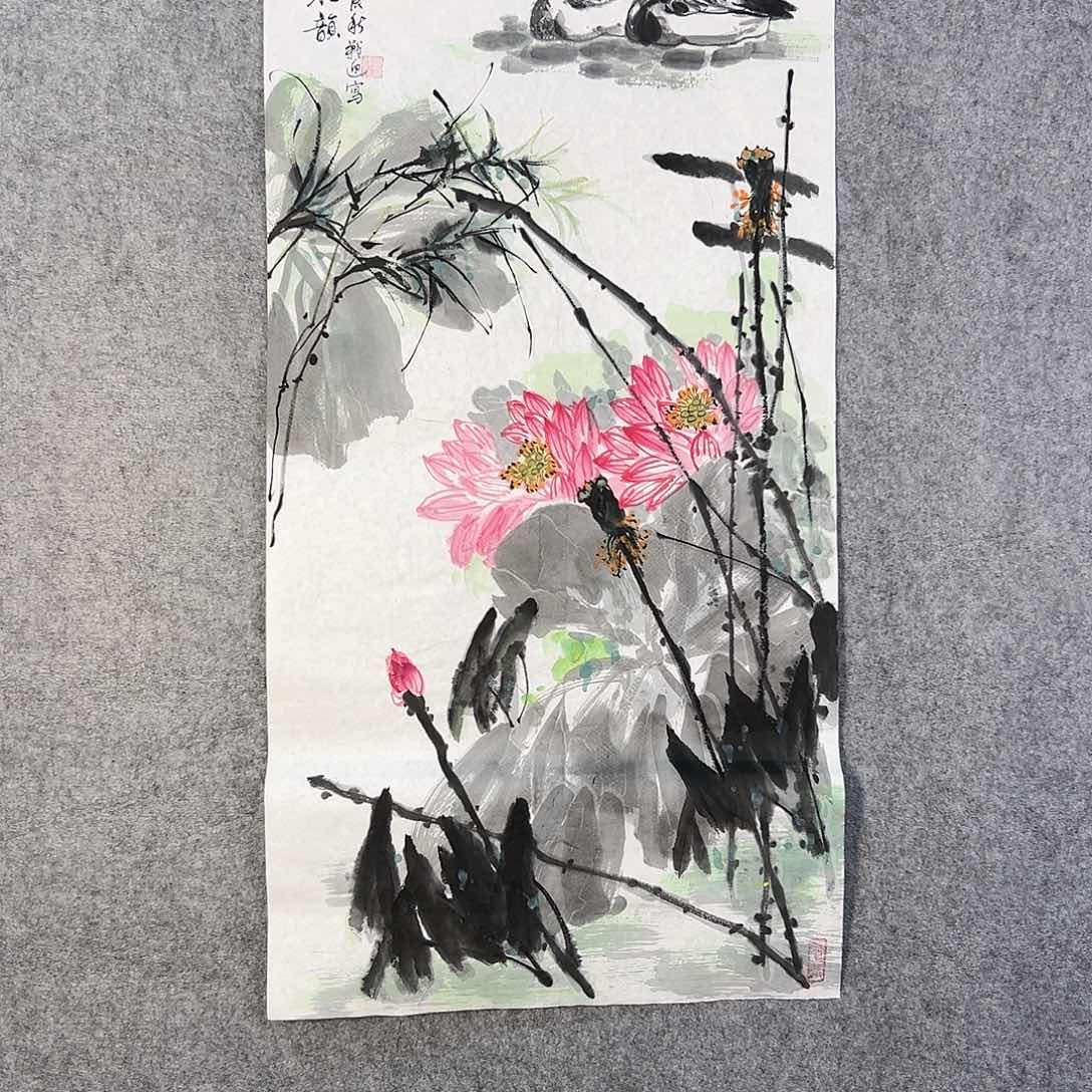 国画295 花鸟在树丛的中央是鸟