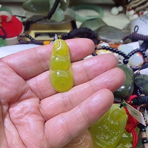 石英岩玉手链合金