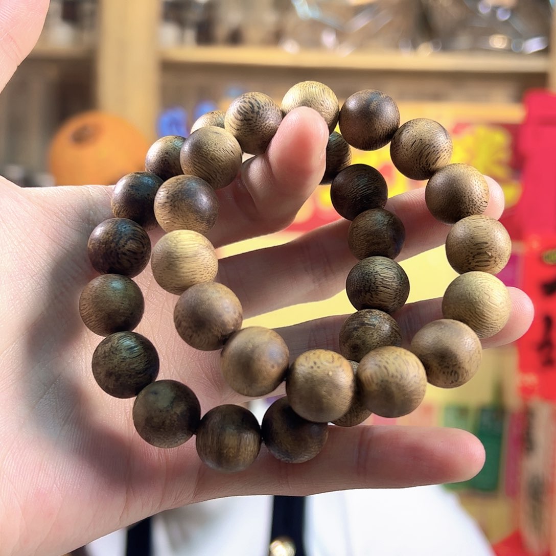 沉香手串白奇楠圆珠单圈1.3规格多样性发货一条