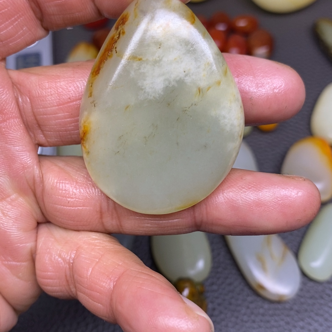 和田玉挂件未镶嵌