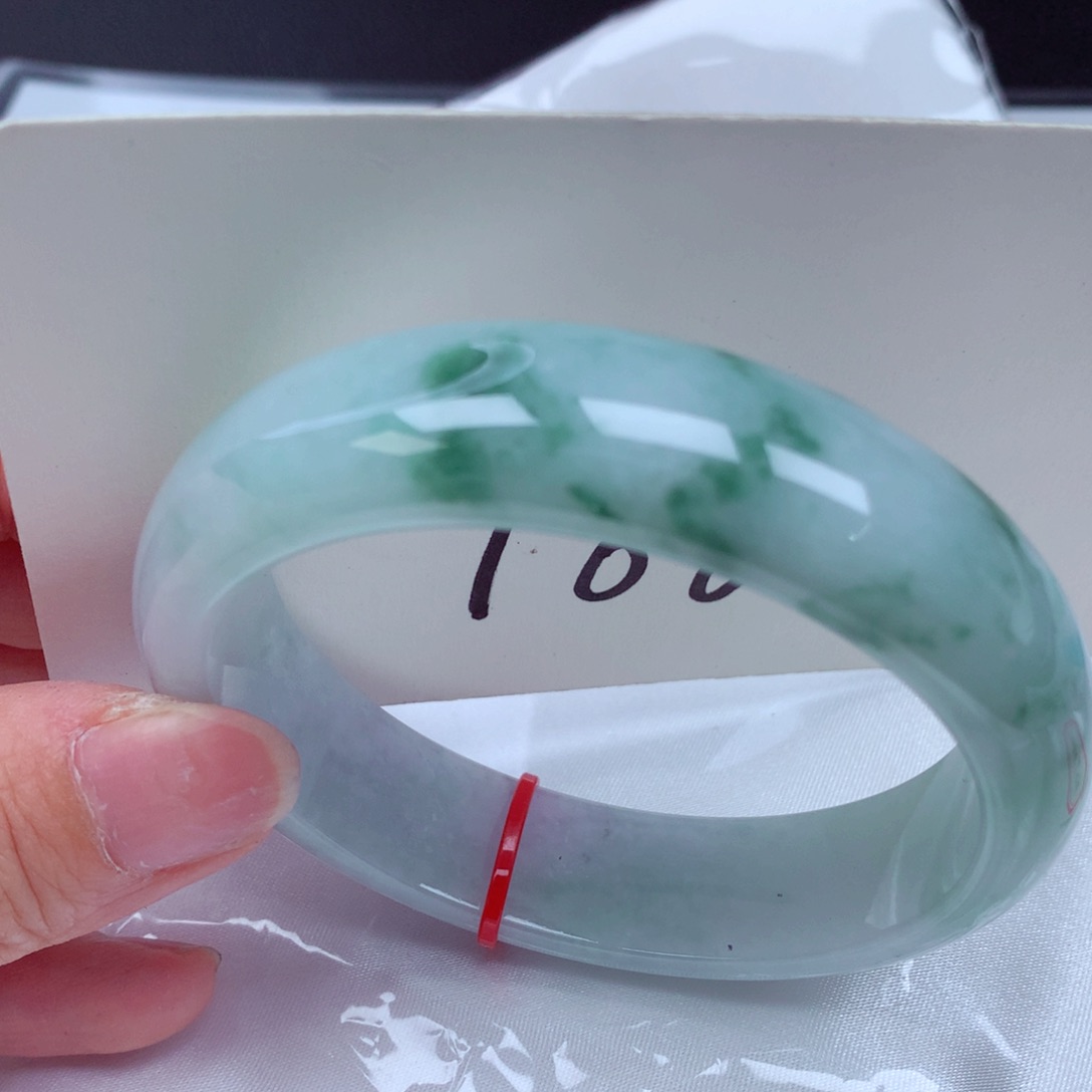 翡翠未镶嵌手镯翡翠