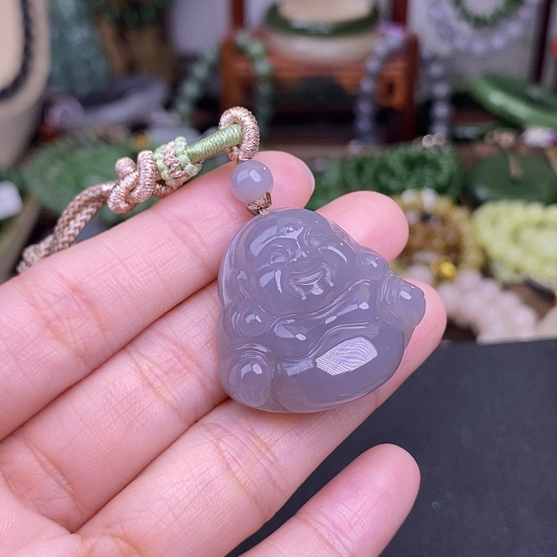 和田玉浓烟紫吊坠清货价佛公未镶嵌