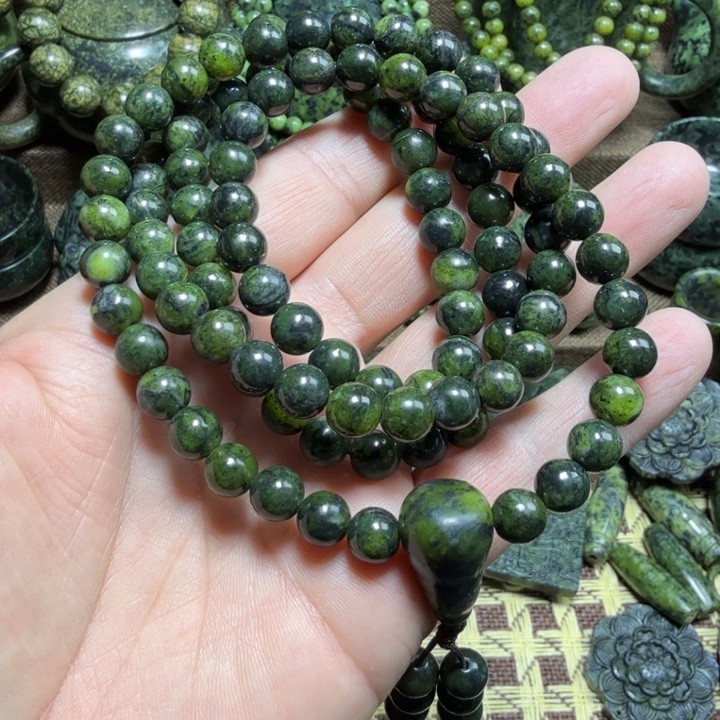 蛇纹石玉未镶嵌药王石能量养生产品