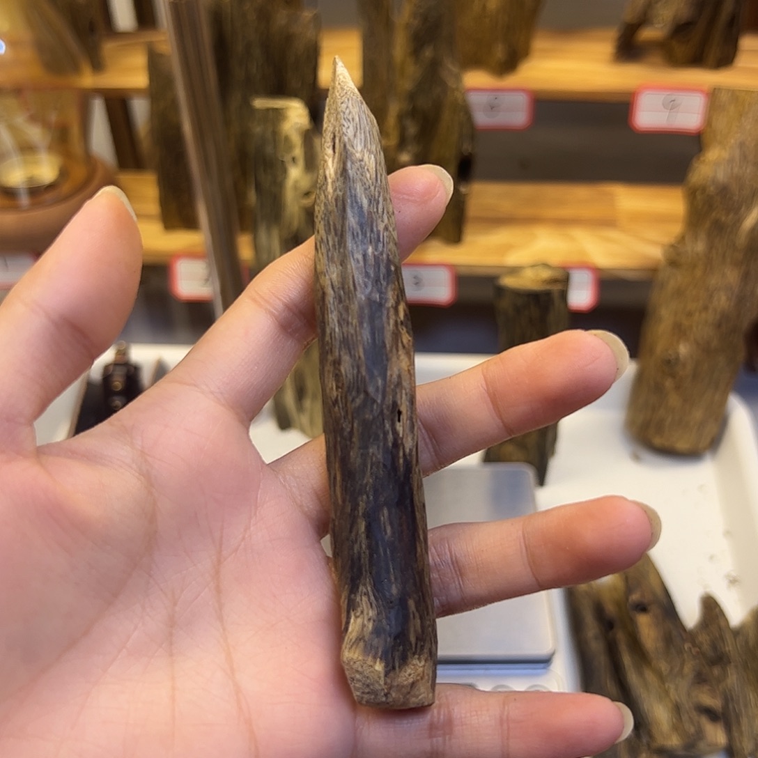 于***哥沉香沉香碎屑乌身圆叶 12克