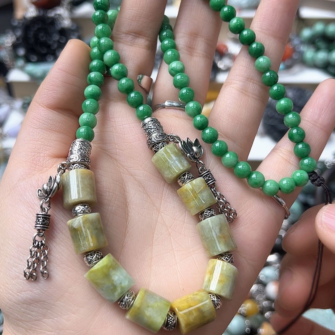 翡翠戒指未镶嵌炸