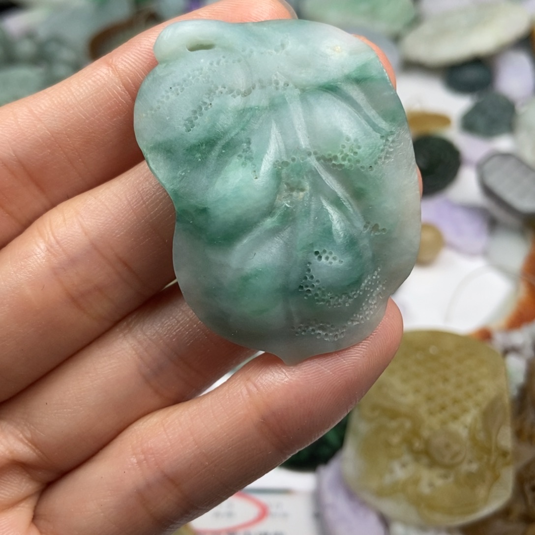 定制翡翠未镶嵌翡翠