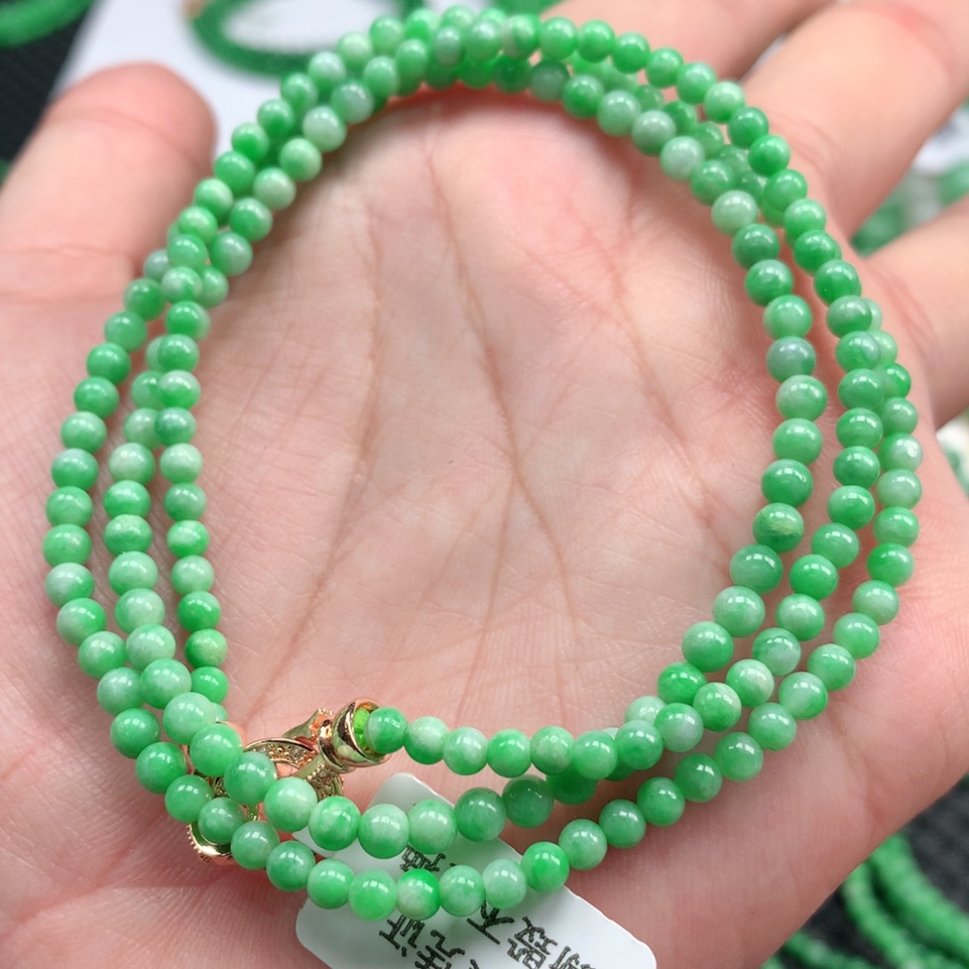 翡翠手链未镶嵌翡翠