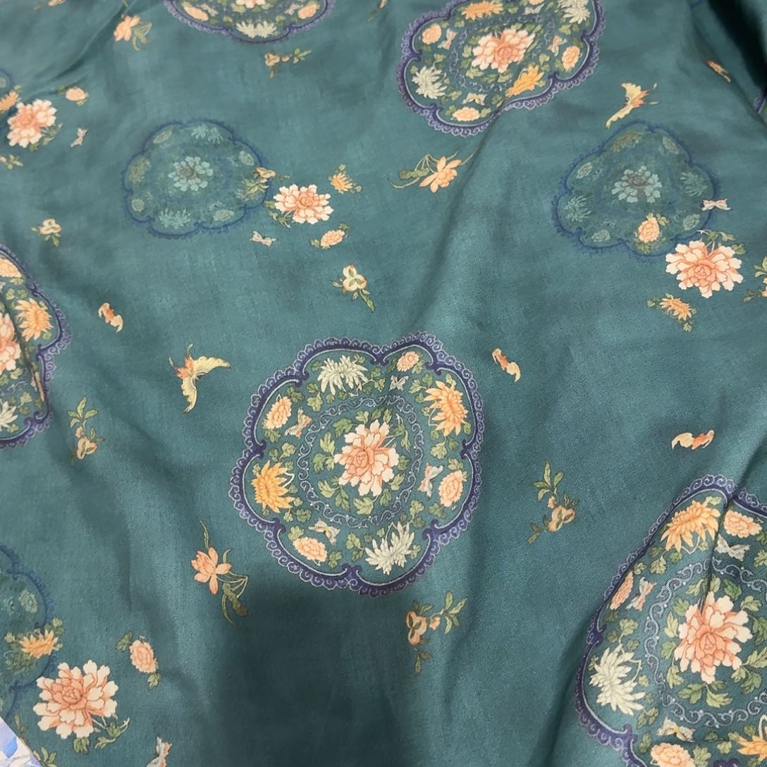 纯天丝斜纹1米长X1.4米宽地卷