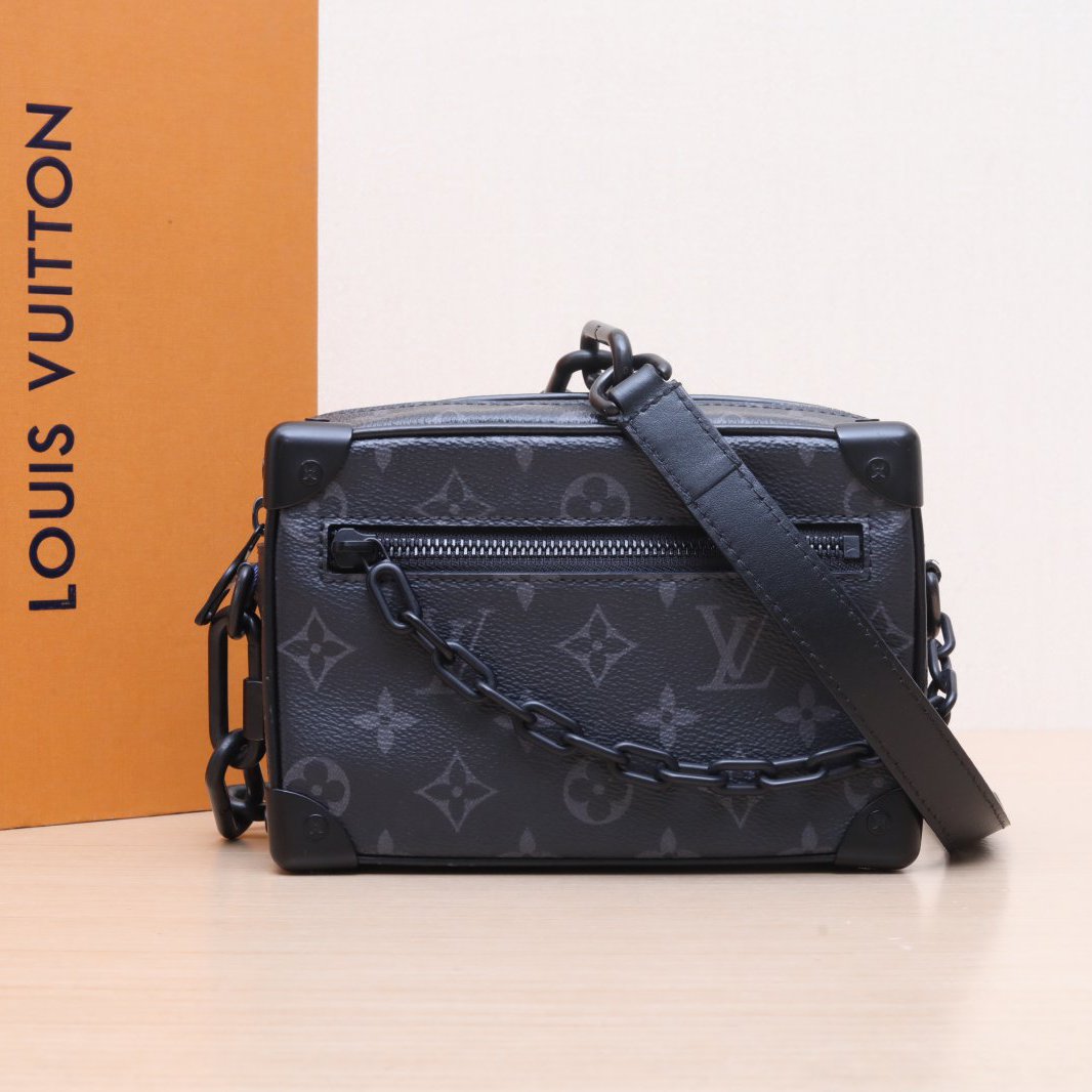 95新 LouisVuitton/路易威登 软盒子斜跨包18.5芯片 P205742539
