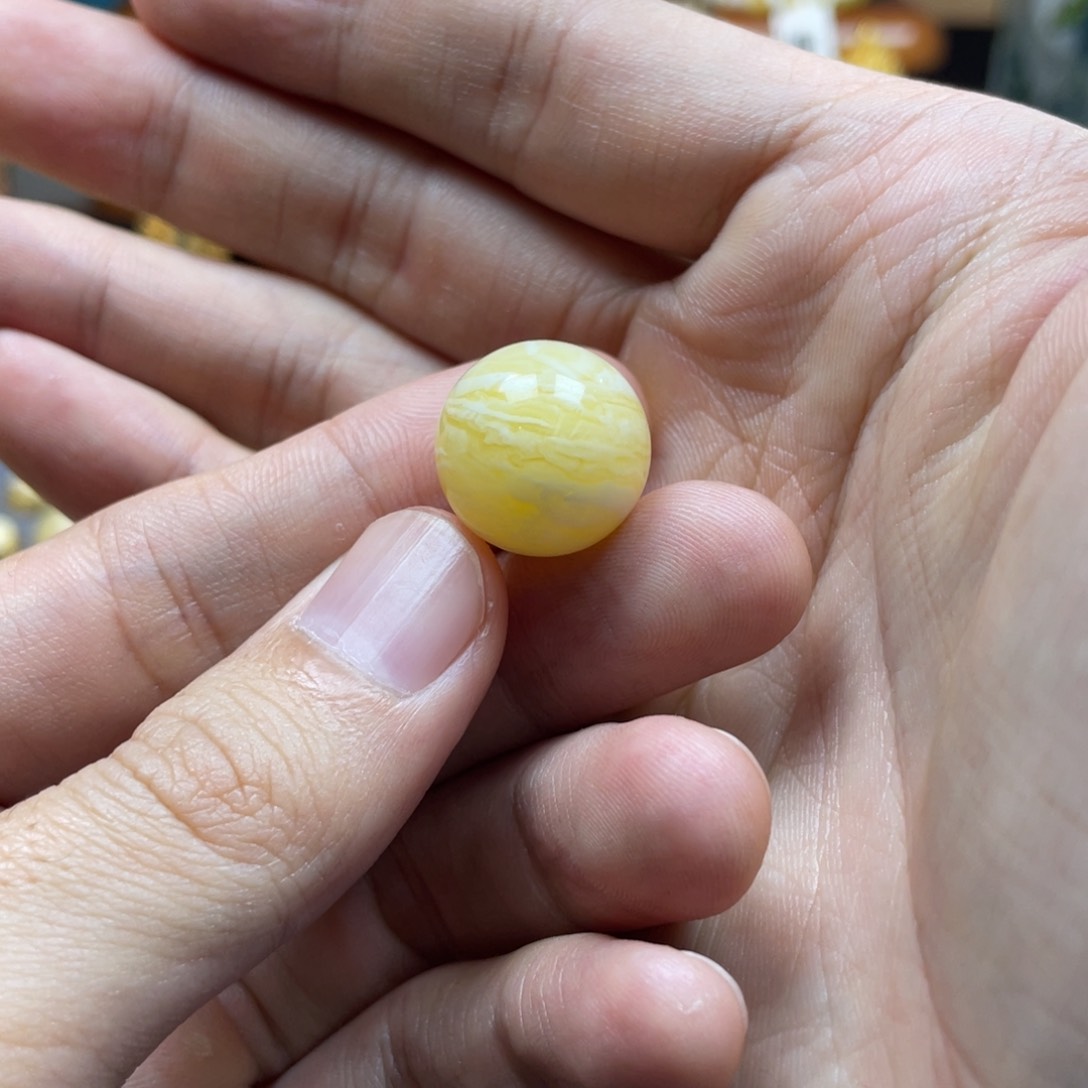 琥珀珠宝奇石未镶嵌爱***鱼2