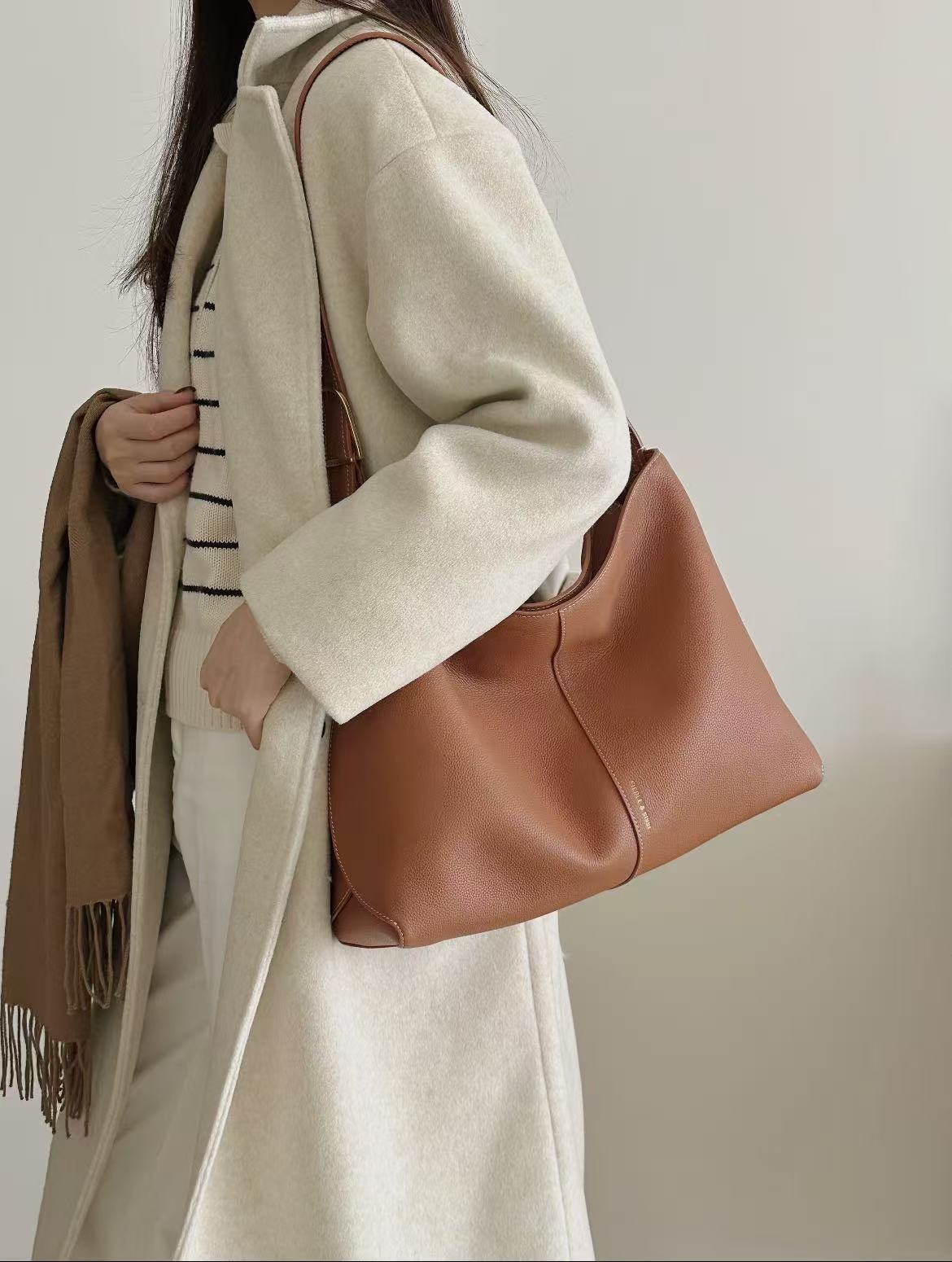 800-899编码奥来7号仓 单肩斜挎女包