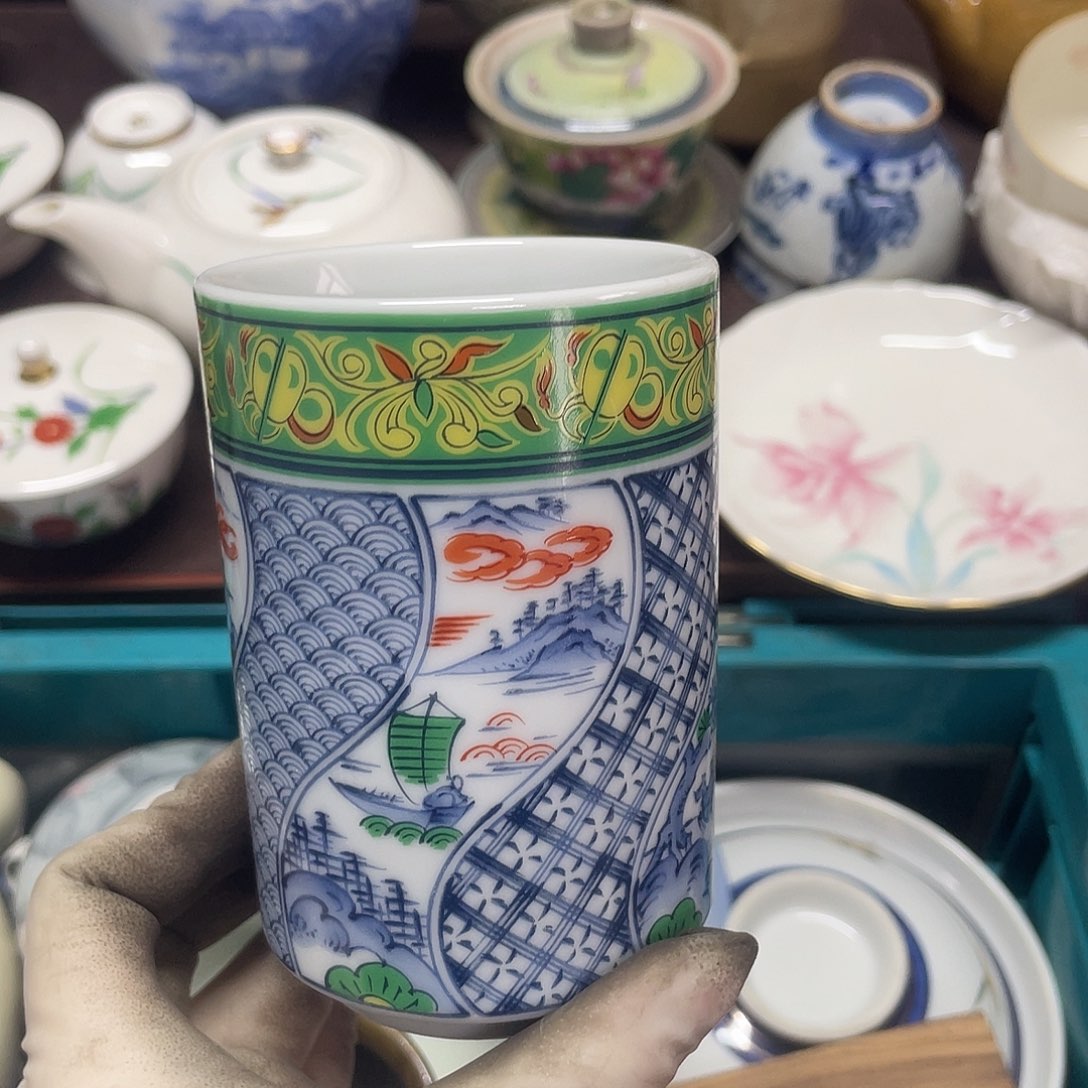 5677888777777777765556