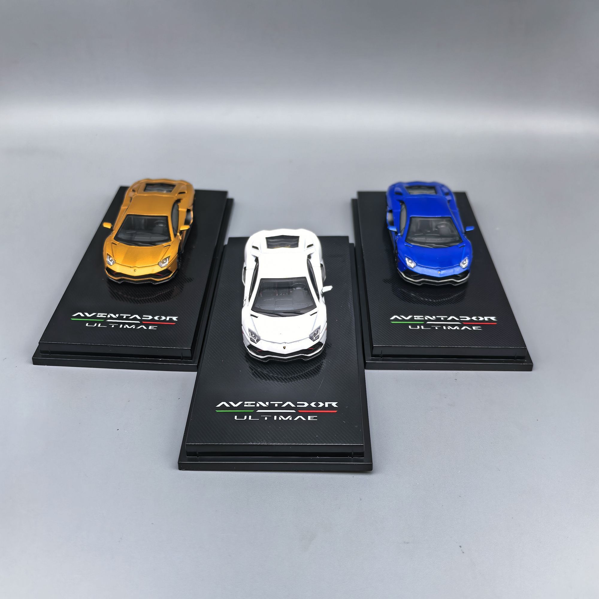 HOBBY FANS 1:64 兰博基尼Aventador  LP780大牛 合金汽车模型