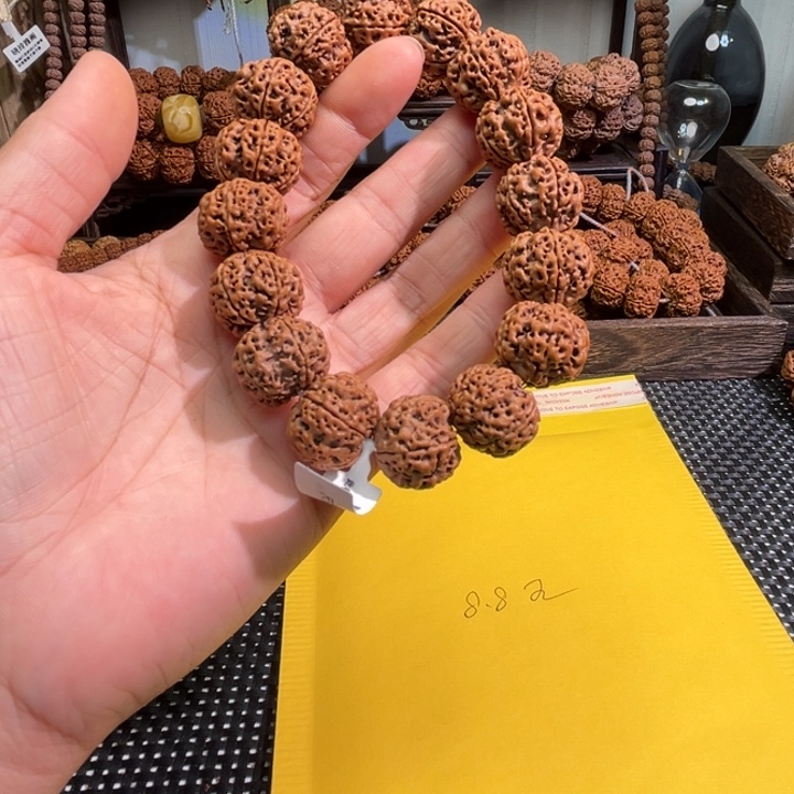 洒***1金刚菩提手串梅花