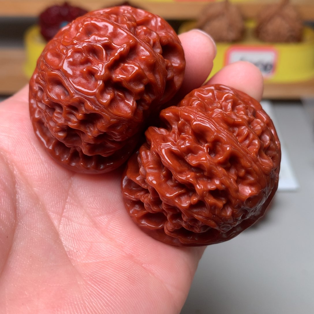 文玩核桃把件昨*鱼宫灯