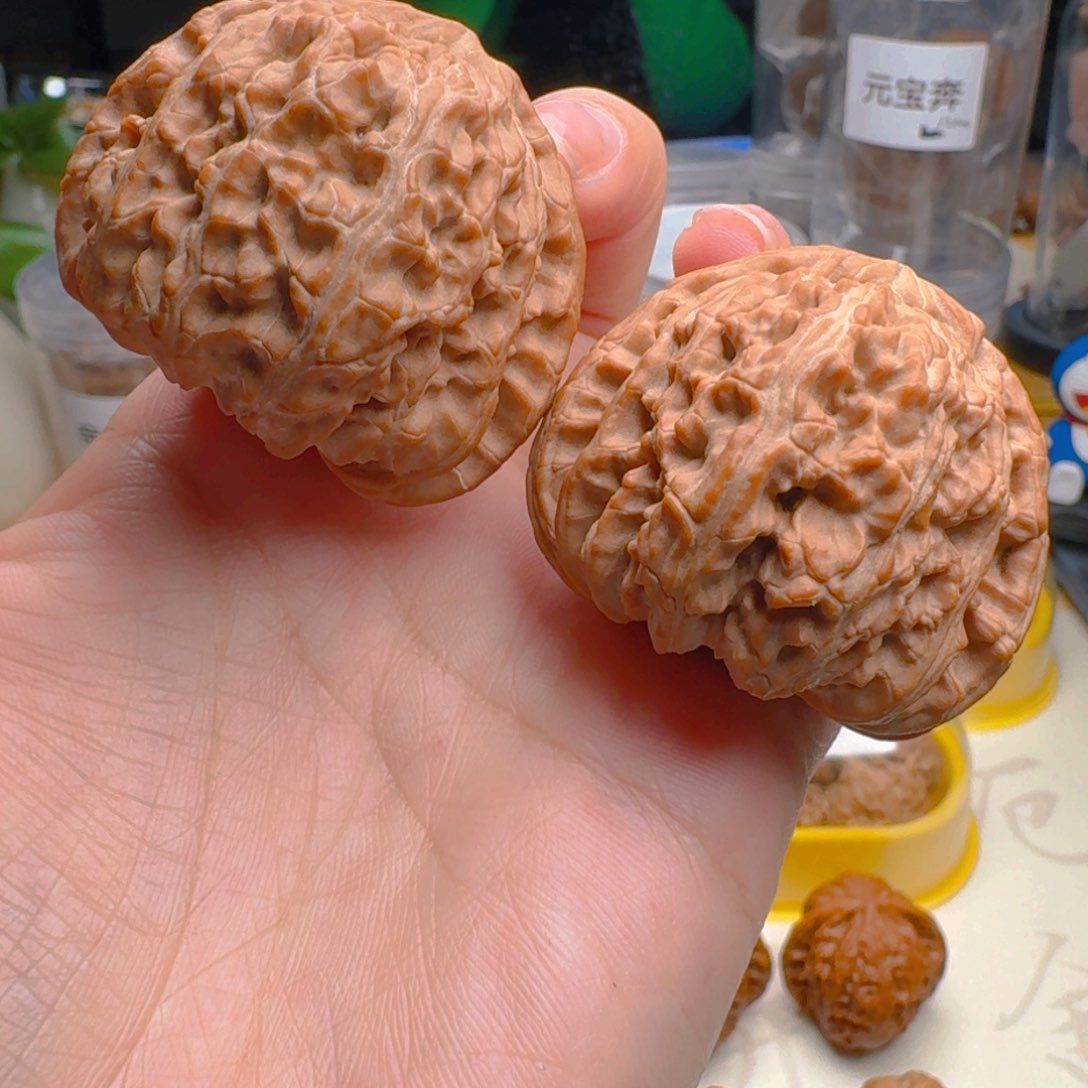 核桃把件45全品白狮子