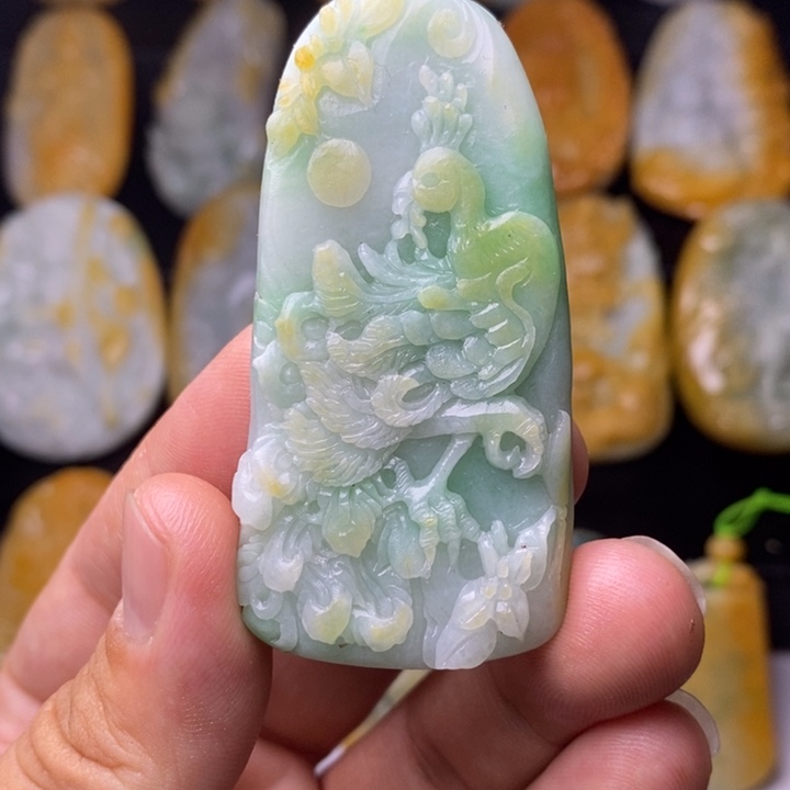 定制翡翠未镶嵌翡翠
