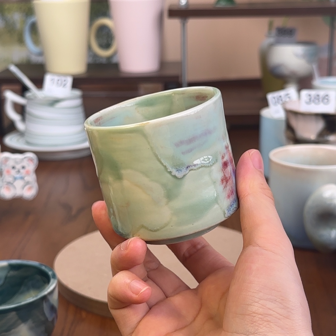 景德镇颜色釉茶杯