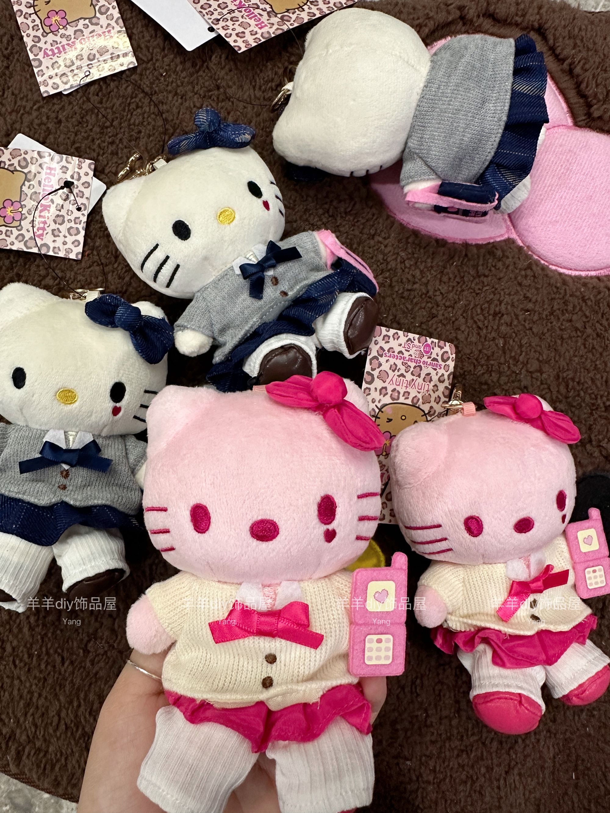 tinytiny＆HelloKitty联名款挂件平成复古学院风JK毛绒饰品