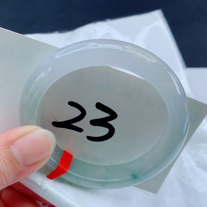 翡翠手镯未镶嵌正