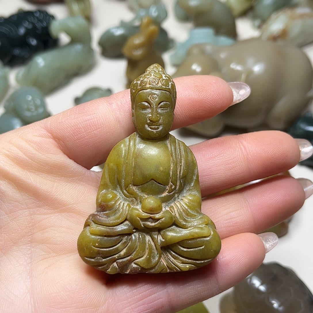 白玉菩提吊坠白玉菩提吊坠