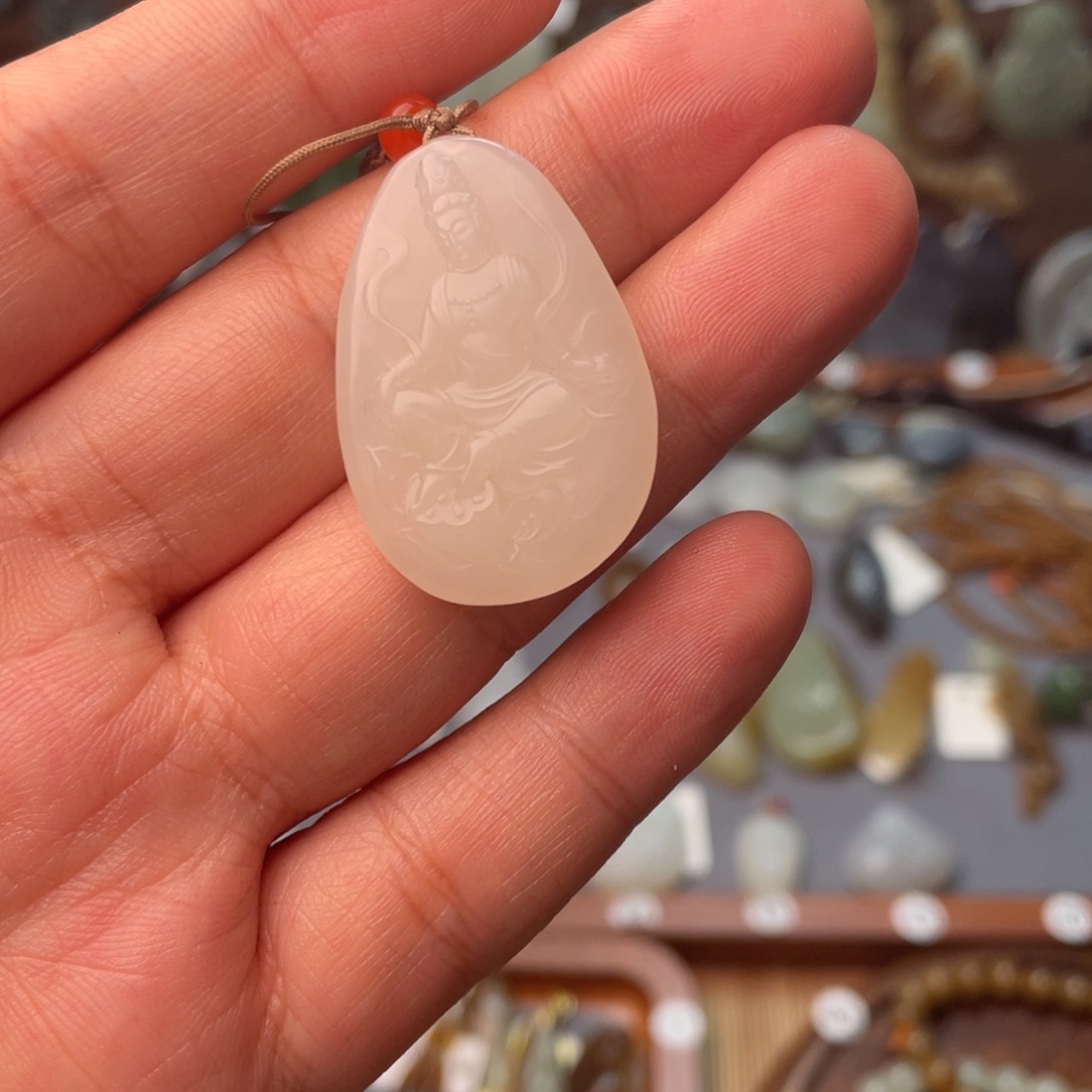 颈饰未镶嵌和田玉