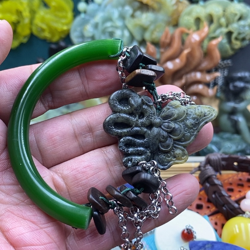 【闪购商品】未镶嵌岫玉手牌