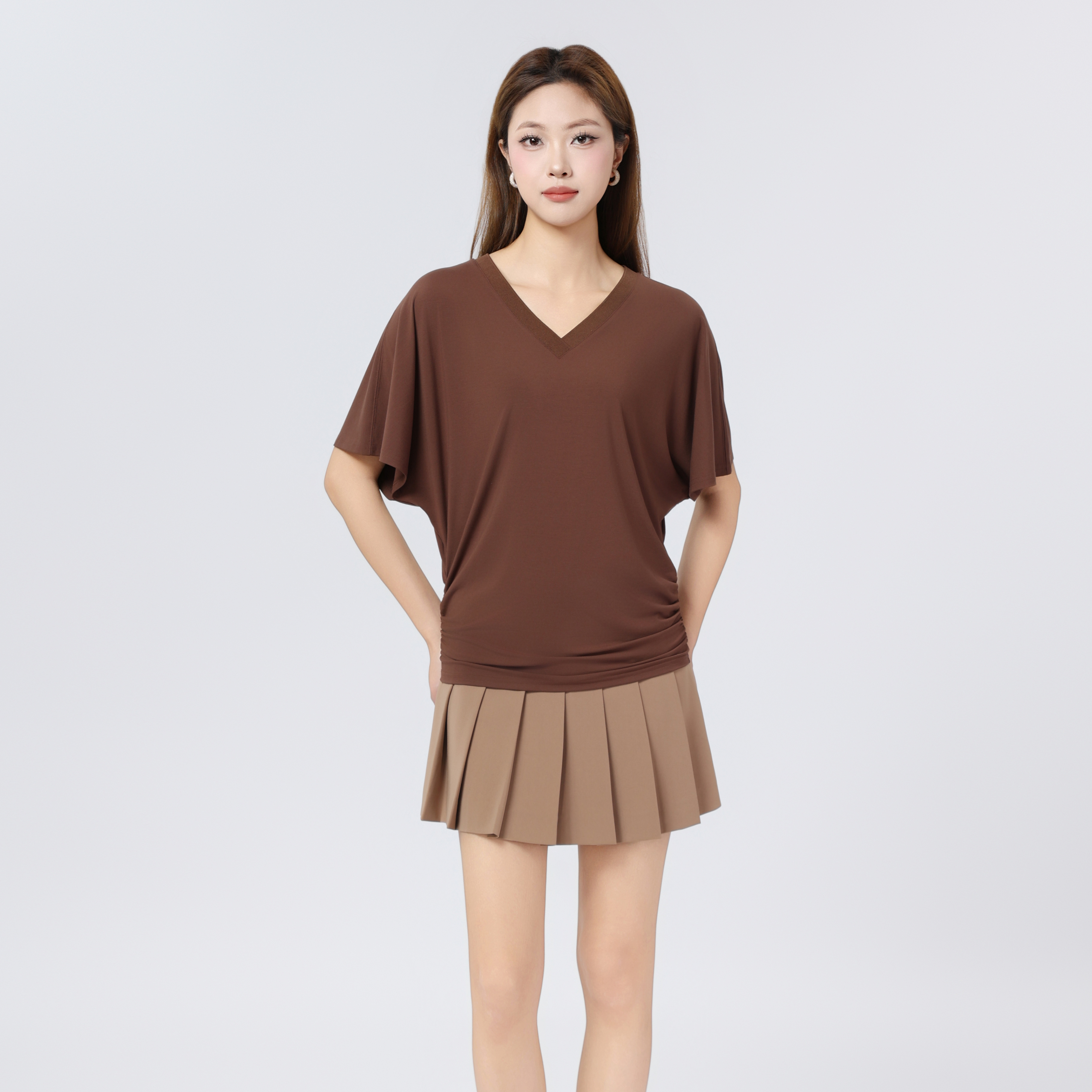 AMASS/阿玛施新款春夏百搭短袖上衣时尚气质休闲风V领T恤女530081