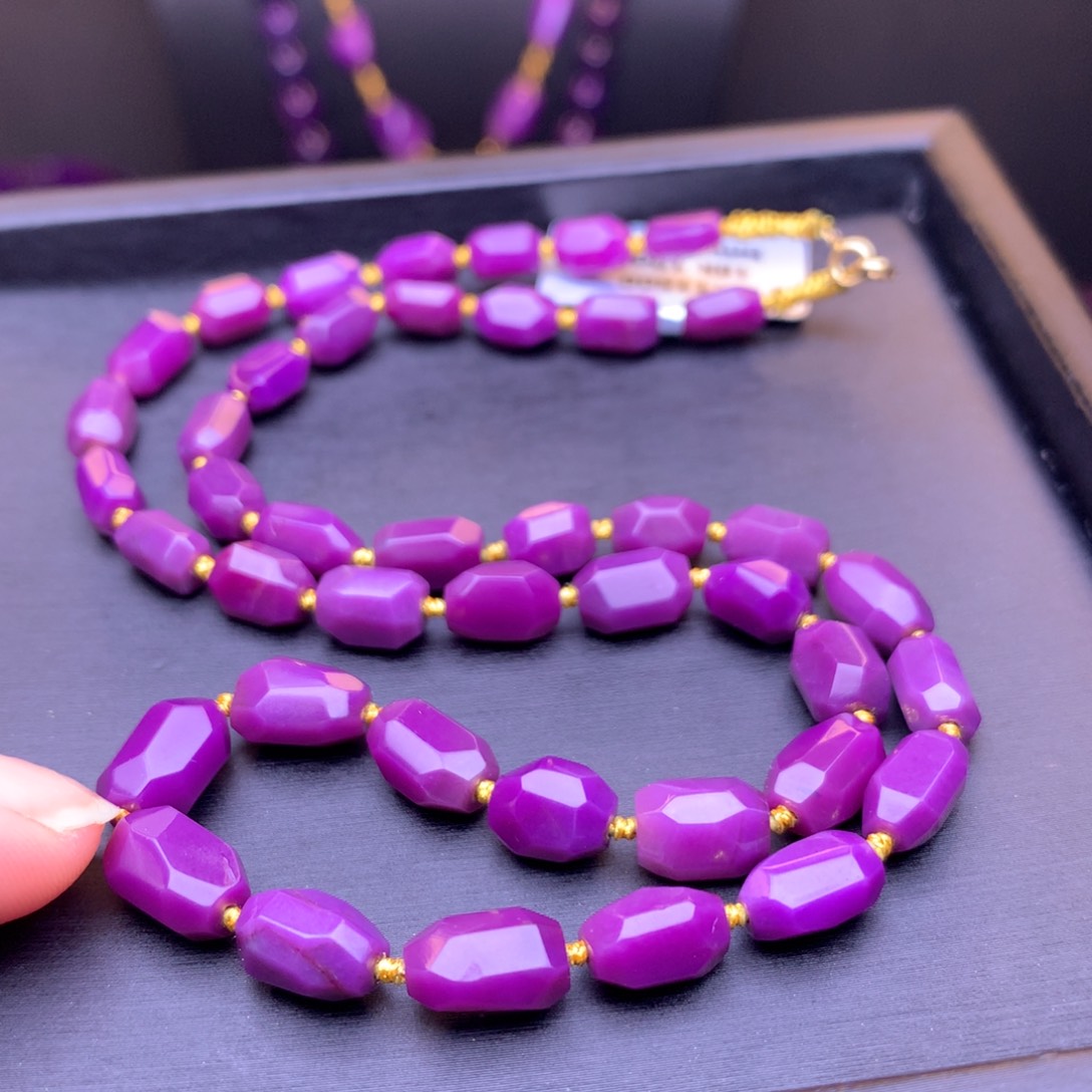 苏纪石（舒俱来）项链18K金镶嵌