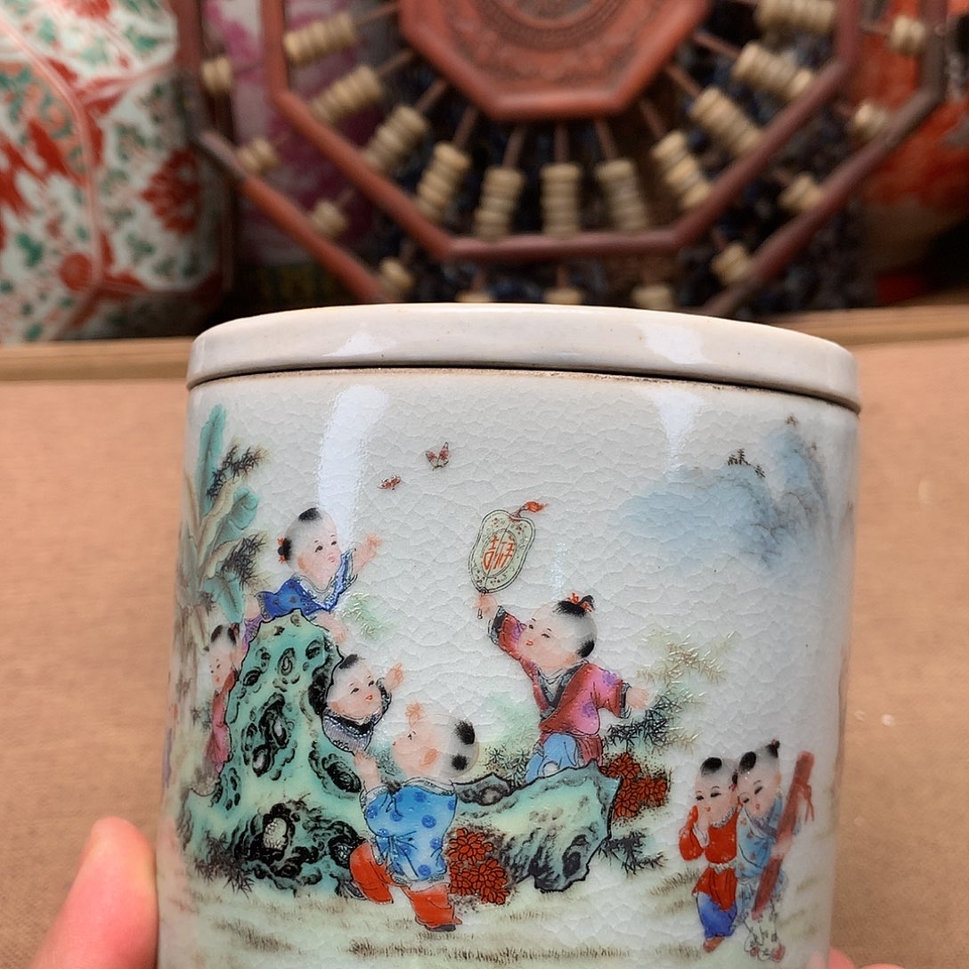 盘景德镇陶瓷杯子