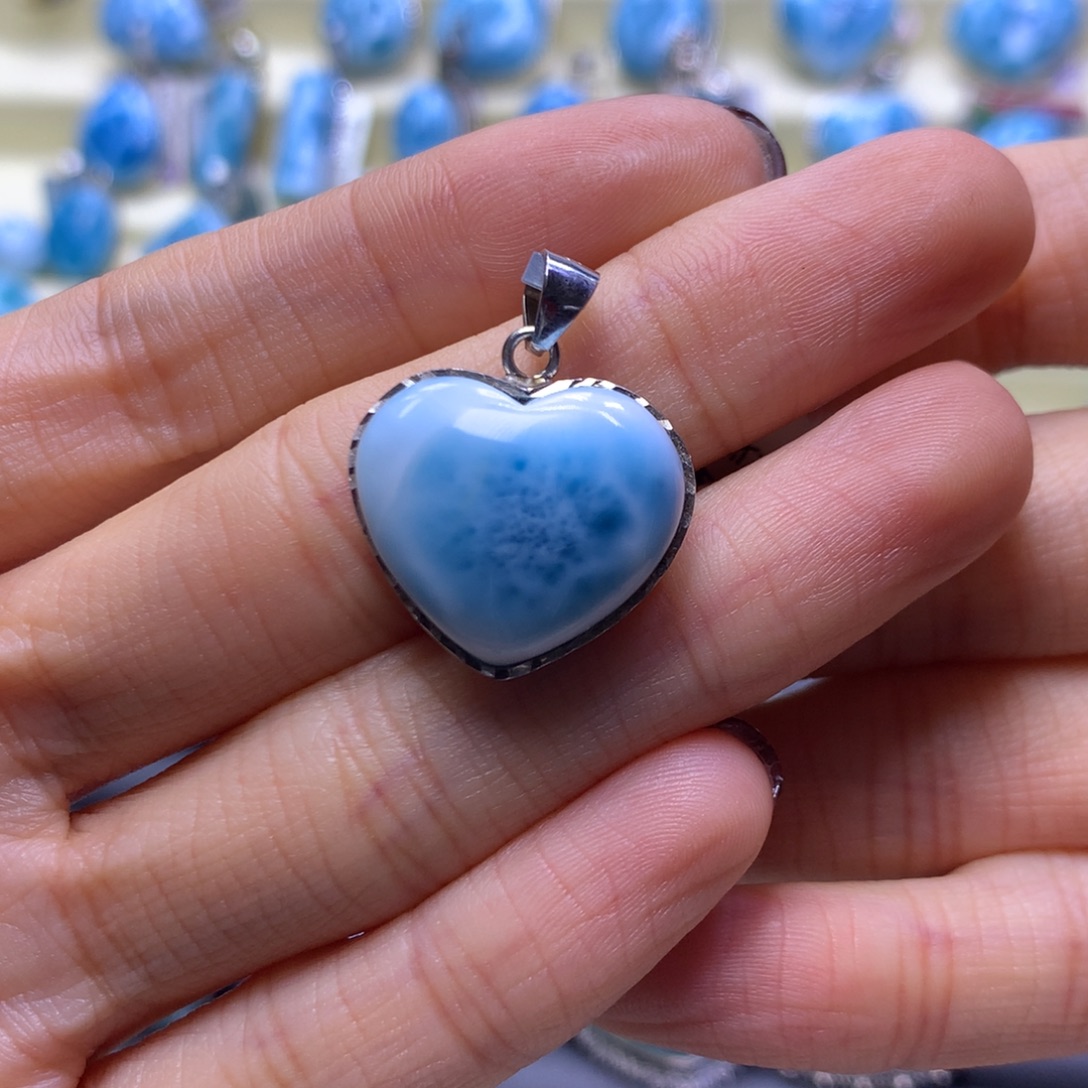 针钠钙石（海纹石）未镶嵌颈饰爱心吊坠色差略异