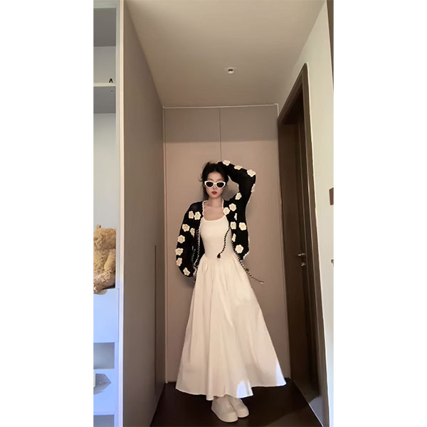 小香风钩花镂空花朵黑色针织开衫毛衣女吊带连衣裙两件套装2438