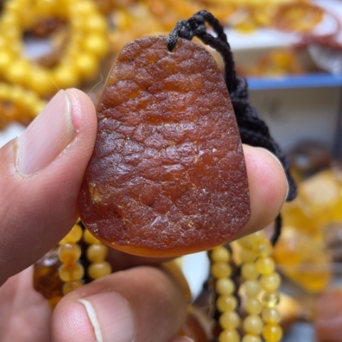 手串蜜蜡未镶嵌吊坠