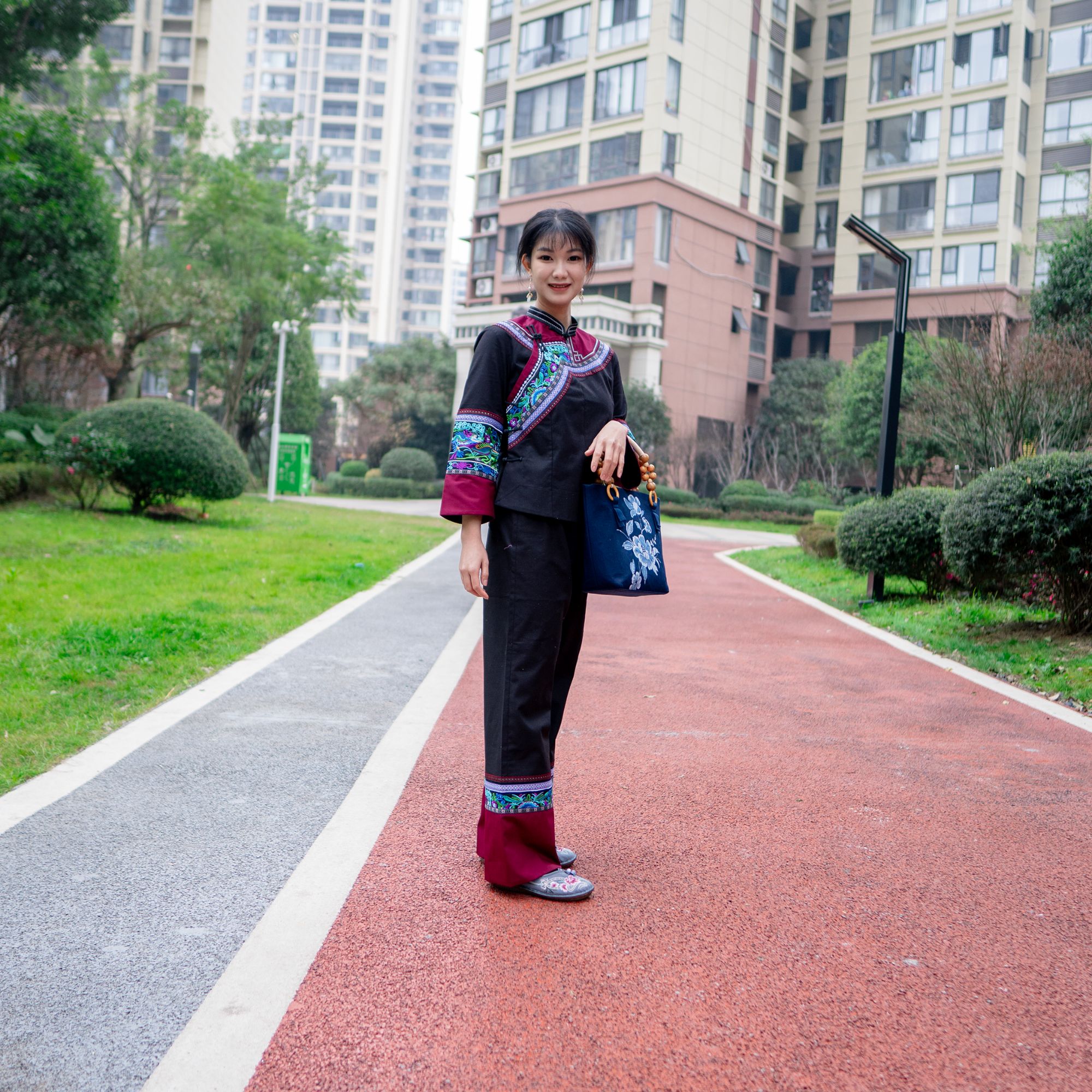   四季款黑紫布依族壮族裤装土布服饰生活装中国风立领土布裤装