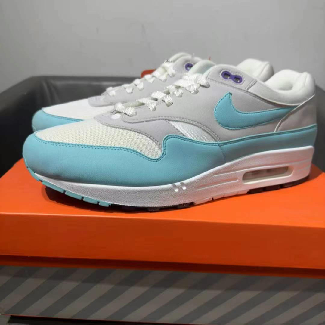 全新未使用 NIKE/耐克 全新原盒46码 air max 1 OG天蓝色 30周年
